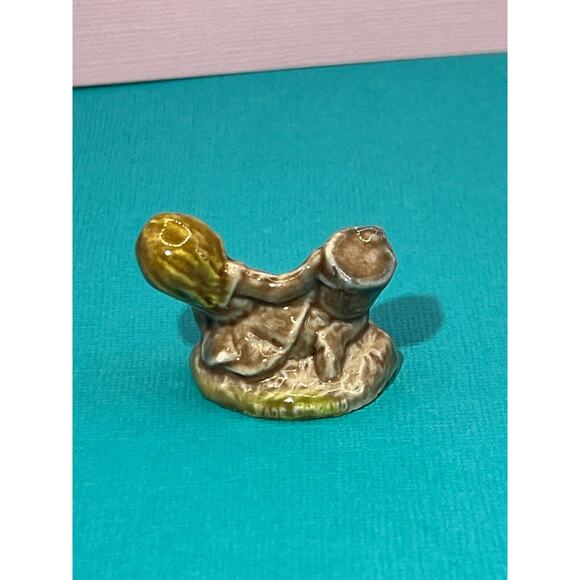 Wade England Jack & Jill Miniature Porcelain Ceramic Figurine Nursery Rhyme - Picture 3 of 8